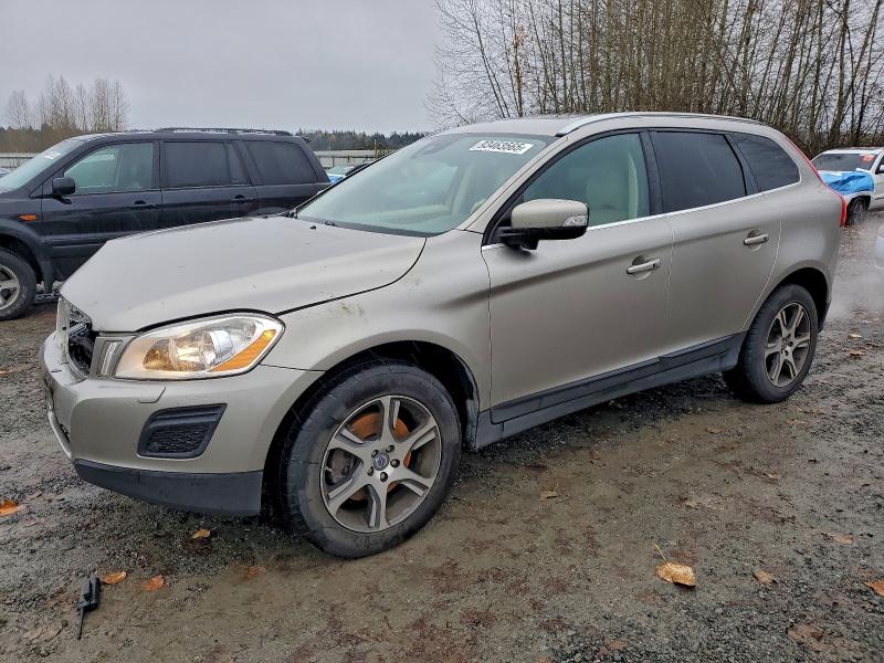 2012 VOLVO XC60 T6, 