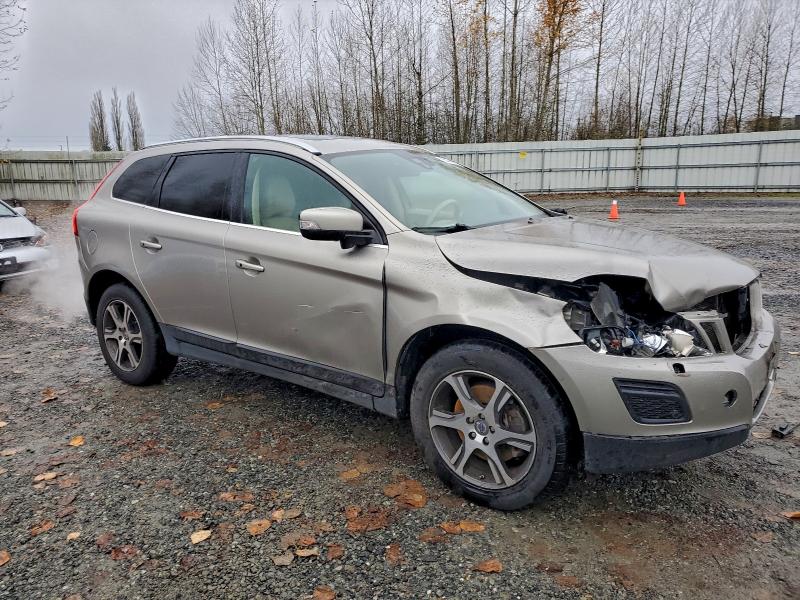 YV4902DZ4C2302070 - 2012 VOLVO XC60 T6 TAN photo 4