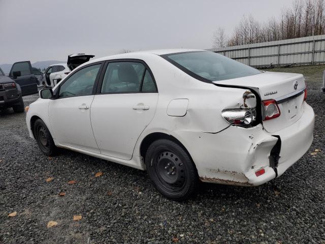 2T1BU4EE1CC821904 - 2012 TOYOTA COROLLA BASE Biały zdjęcie 2
