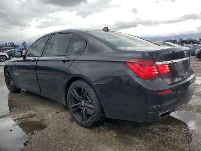 WBAYA8C52FD825512 - 2015 BMW 750 I BLACK photo 2