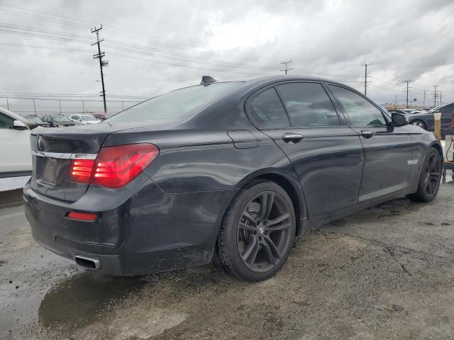 WBAYA8C52FD825512 - 2015 BMW 750 I BLACK photo 3