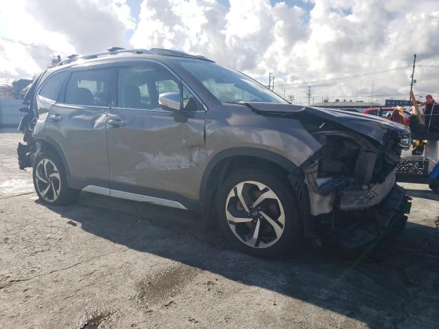 JF2SKARC3NH466991 - 2022 SUBARU FORESTER TOURING GRAY photo 4