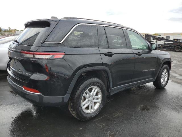 1C4RJHAG7PC644487 - 2023 JEEP GRAND CHER LAREDO Siyah fotoğraf 3