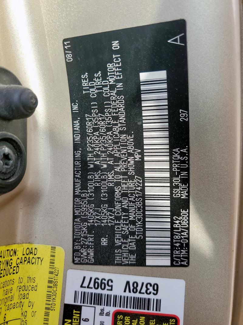 5TDYK3DC3BS174227 - 2011 TOYOTA SIENNA XLE BEIGE photo 13