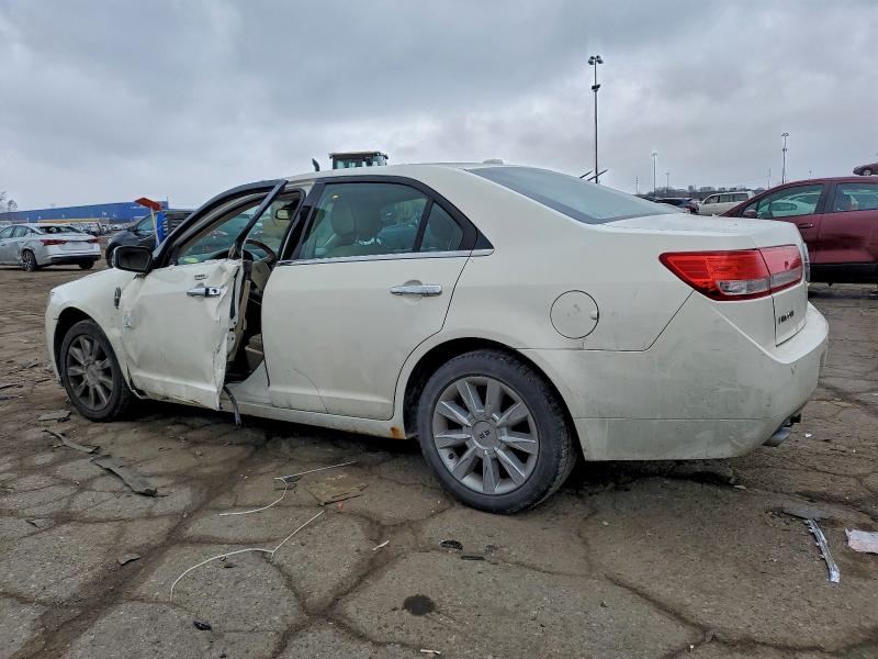 3LNHL2GC4CR811502 - 2012 LINCOLN MKZ 白色 照片 2