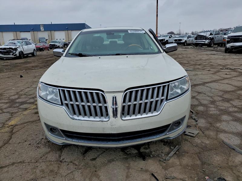 3LNHL2GC4CR811502 - 2012 LINCOLN MKZ 白色 照片 5