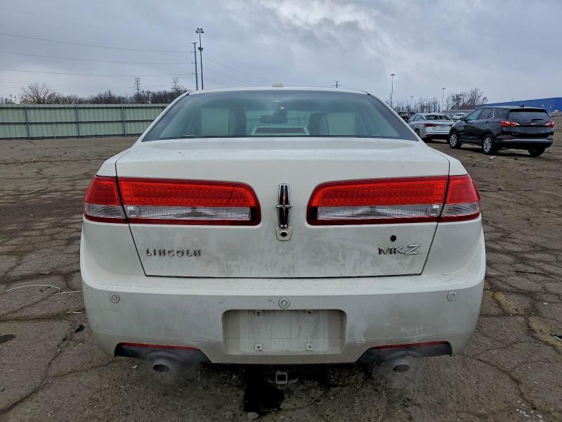 3LNHL2GC4CR811502 - 2012 LINCOLN MKZ 白色 照片 6