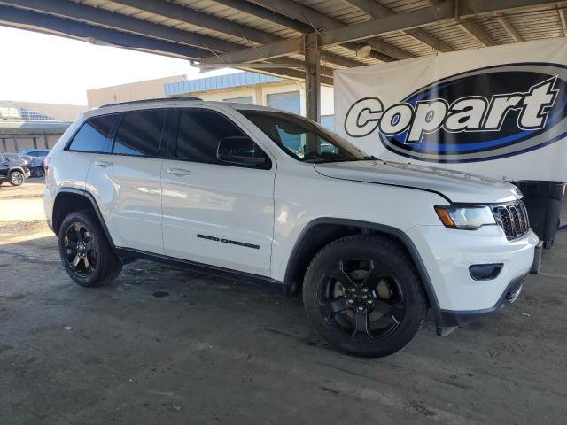 1C4RJFAG0JC452999 - 2018 JEEP GRAND CHER LAREDO 白色 照片 4