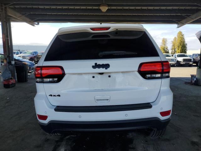 1C4RJFAG0JC452999 - 2018 JEEP GRAND CHER LAREDO 白色 照片 6