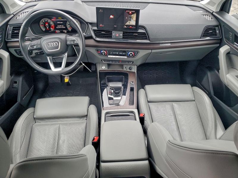 WA1CAAFY0M2052200 - 2021 AUDI Q5 PRESTIGE CHARCOAL photo 8