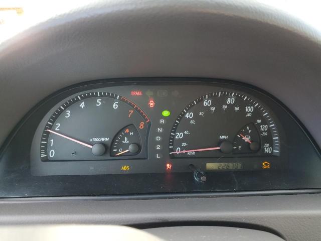 4T1BE32K33U744551 - 2003 TOYOTA CAMRY LE Gümüş fotoğraf 9