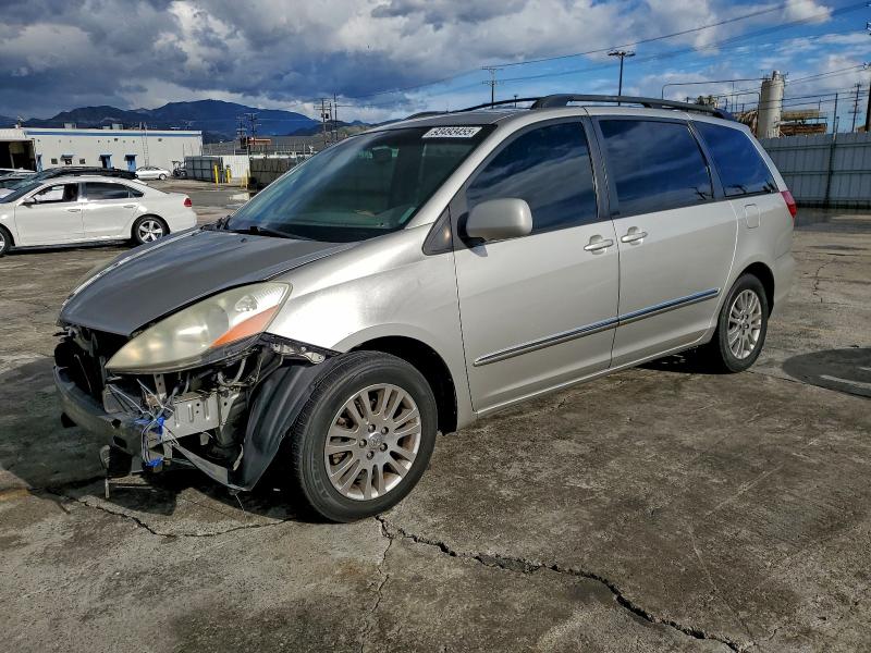 2008 TOYOTA SIENNA XLE, 