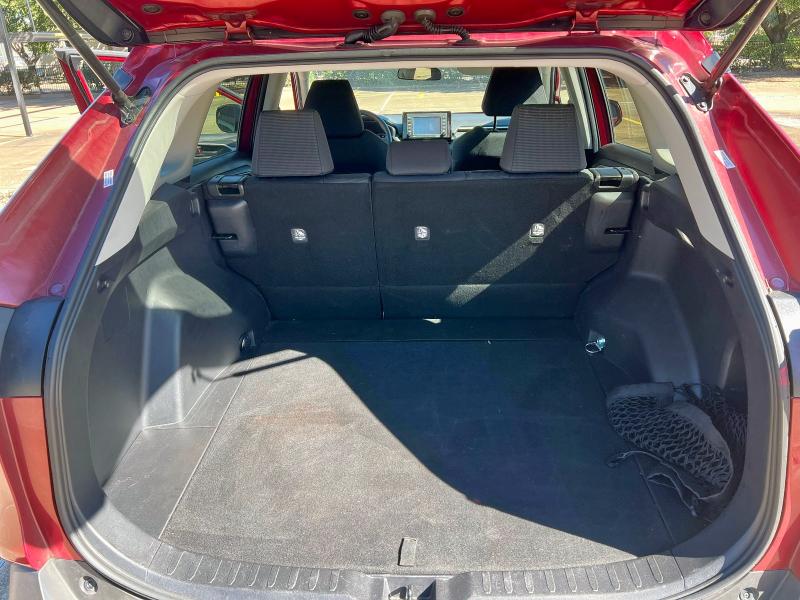 2T3H1RFV0NW202153 - 2022 TOYOTA RAV4 LE MAROON photo 12