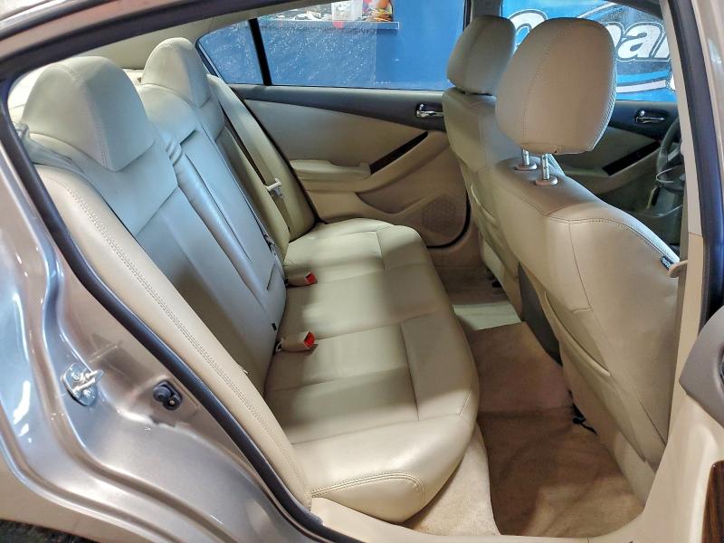 1N4AL2AP2CN444545 - 2012 NISSAN ALTIMA BASE SILVER photo 10