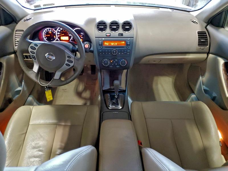 1N4AL2AP2CN444545 - 2012 NISSAN ALTIMA BASE SILVER photo 8