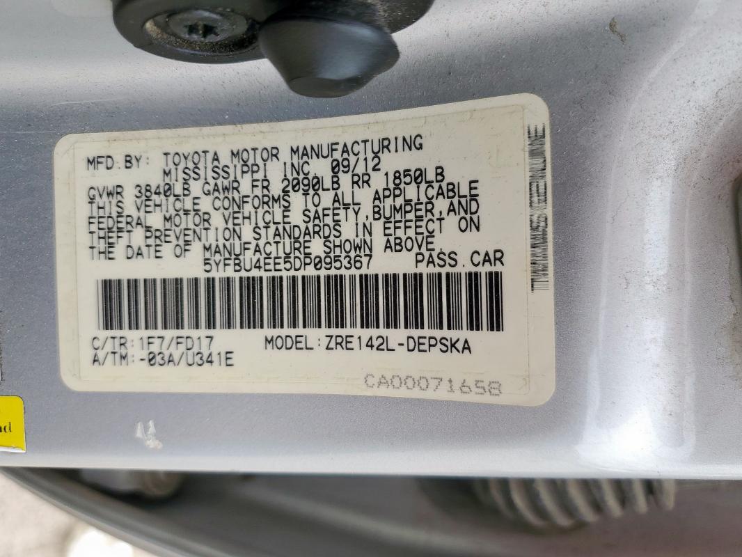 5YFBU4EE5DP095367 - 2013 TOYOTA COROLLA BASE Gümüş foto 13