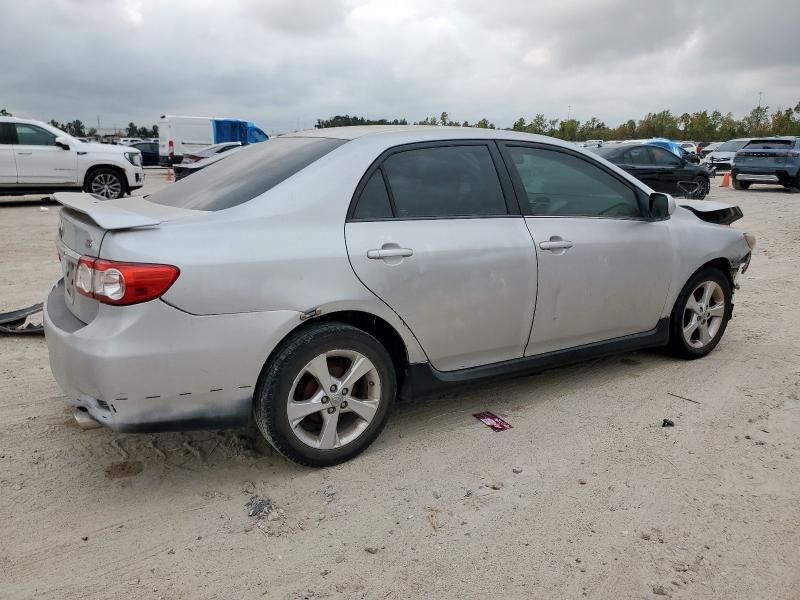 5YFBU4EE5DP095367 - 2013 TOYOTA COROLLA BASE Gümüş foto 3