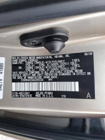 5TDYK4CC5AS295556 - 2010 TOYOTA SIENNA XLE 金色 照片 13