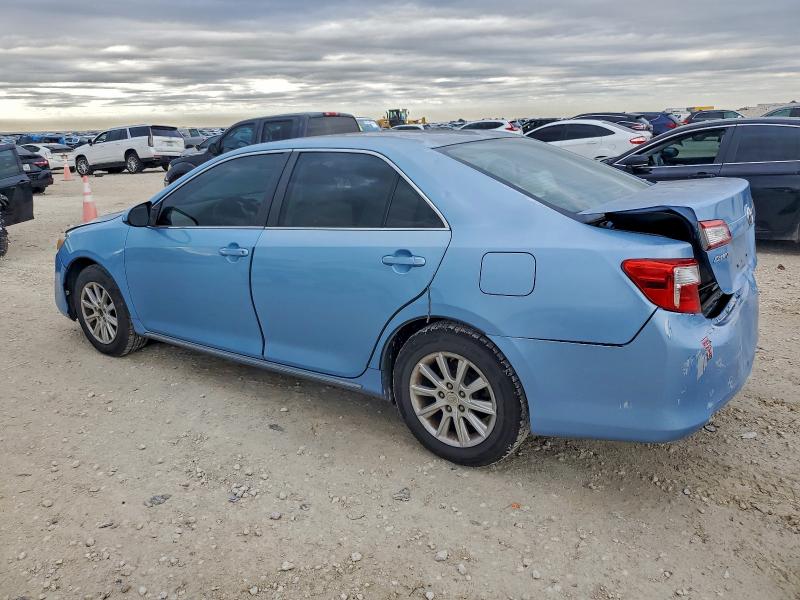 4T1BF1FK6CU534313 - 2012 TOYOTA CAMRY BASE BLUE photo 2