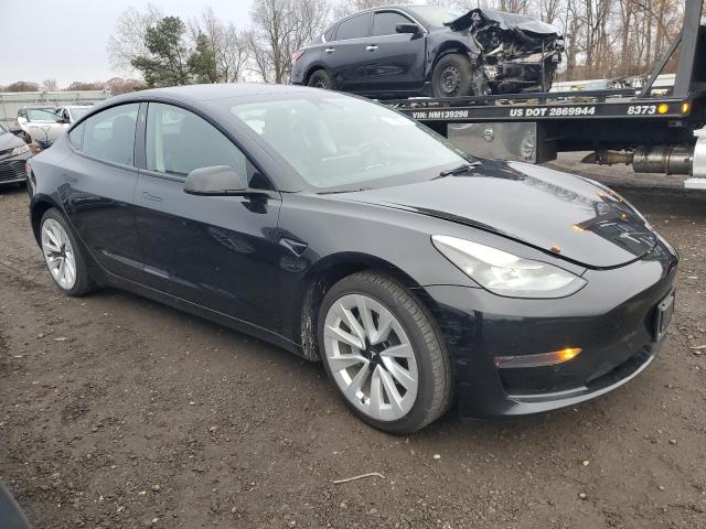 5YJ3E1EA7NF286976 - 2022 TESLA MODEL 3 BLACK photo 4