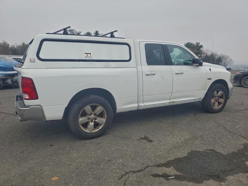 1C6RR7GT0JS207135 - 2018 RAM 1500 SLT Beyaz fotoğraf 3