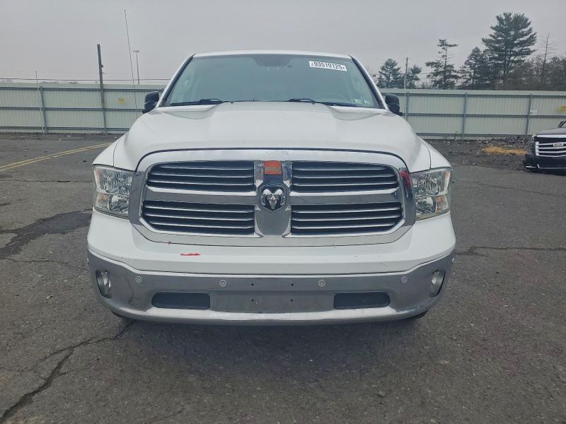 1C6RR7GT0JS207135 - 2018 RAM 1500 SLT Beyaz fotoğraf 5
