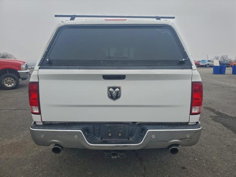 1C6RR7GT0JS207135 - 2018 RAM 1500 SLT Beyaz fotoğraf 6