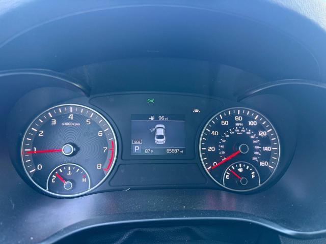 5XXGT4L35KG357145 - 2019 KIA OPTIMA LX BLUE photo 8