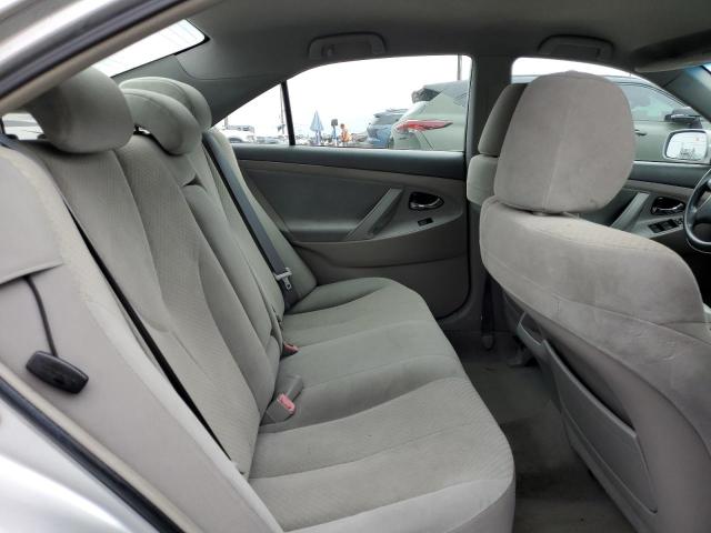 4T4BE46KX9R124620 - 2009 TOYOTA CAMRY BASE SILVER photo 10