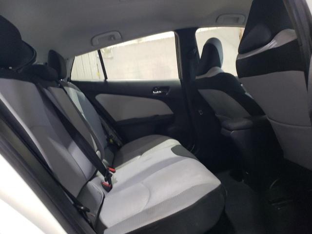 JTDKARFU8J3057129 - 2018 TOYOTA PRIUS Beyaz fotoğraf 10