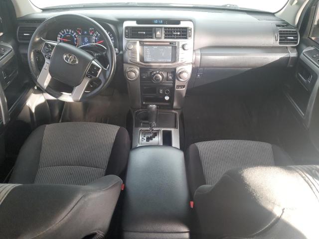 JTEZU5JR9J5171688 - 2018 TOYOTA 4RUNNER SR5 SILVER photo 8