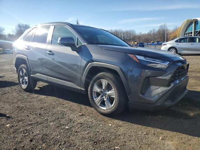 2T3W1RFV4RW323250 - 2024 TOYOTA RAV4 XLE Grau Foto 4