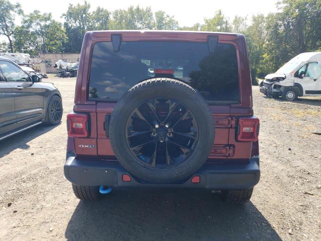 1C4JJXP62NW170448 - 2022 JEEP WRANGLER U SAHARA 4XE BURGUNDY photo 6