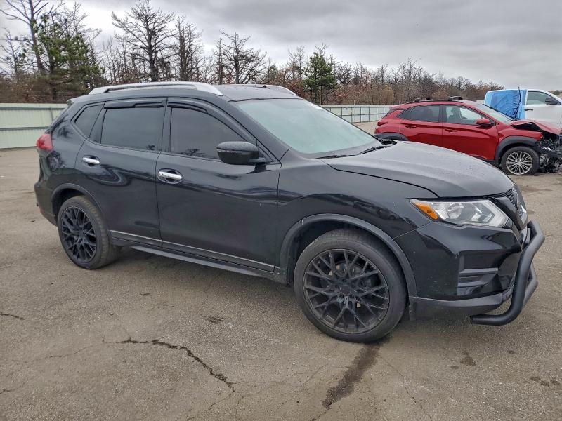 KNMAT2MV2JP590367 - 2018 NISSAN ROGUE S BLACK photo 4