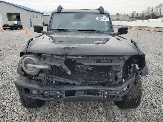 1FMEE5DP0PLB72562 - 2023 FORD BRONCO BASE أسود صورة 5