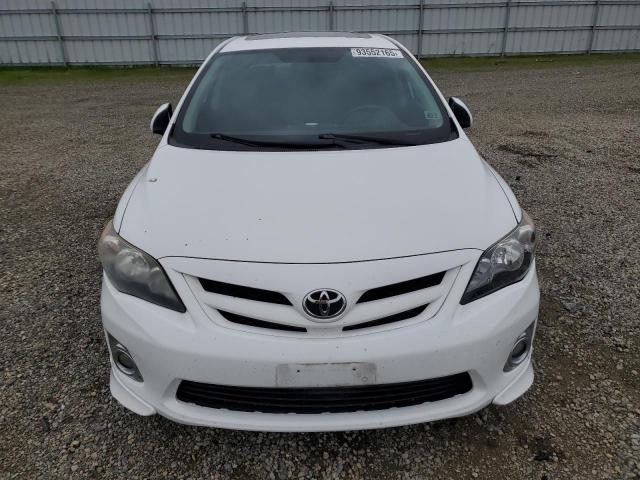 2T1BU4EE5BC704762 - 2011 TOYOTA COROLLA BASE أبيض صورة 5