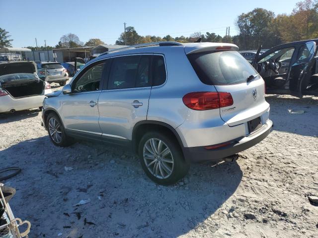 WVGAV3AX1EW566123 - 2014 VOLKSWAGEN TIGUAN S SILVER photo 2