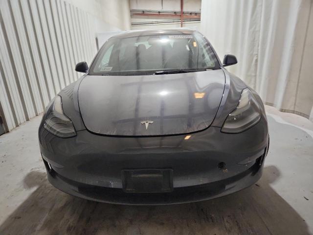 5YJ3E1EA1NF289470 - 2022 TESLA MODEL 3 Grafit foto 5