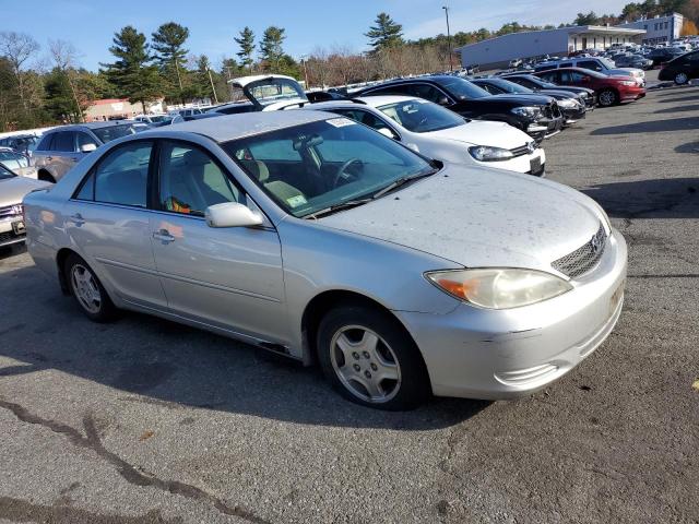 4T1BF32K92U531549 - 2002 TOYOTA CAMRY LE SILVER photo 4