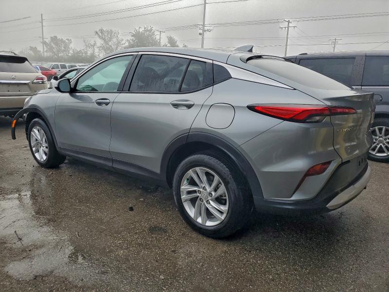 KL47LAE26RB113615 - 2024 BUICK ENVISTA PREFERRED ვერცხლისფერი ფოტო 2