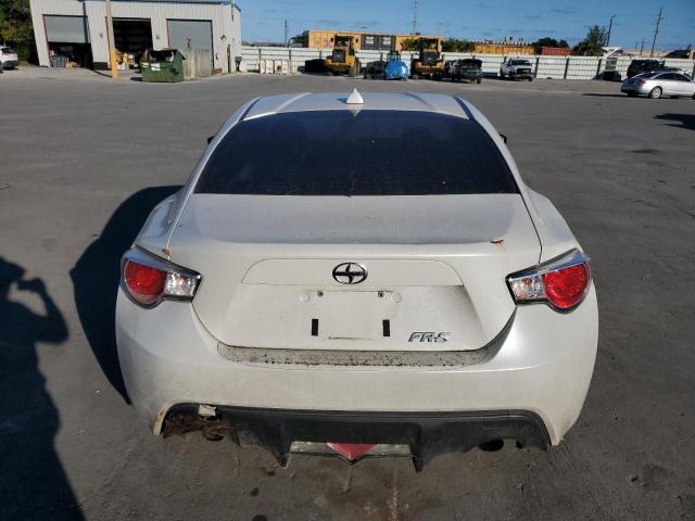 JF1ZNAA11D2704018 - 2013 TOYOTA SCION FR-S 白色 照片 6