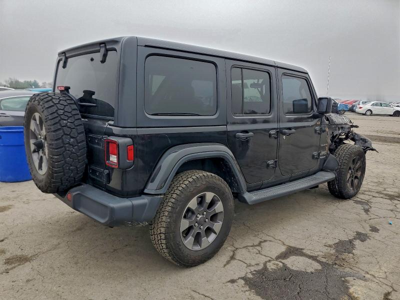 1C4HJXEG6JW192182 - 2018 JEEP WRANGLER U SAHARA შავი ფოტო 3