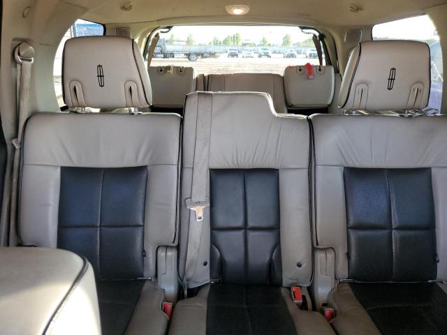 5LMJJ2J50AEJ10924 - 2010 LINCOLN NAVIGATOR رمادي صورة 10