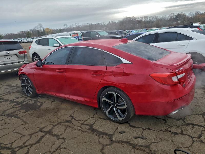 1HGCV1F33JA094572 - 2018 HONDA ACCORD SPORT Rouge photo 2