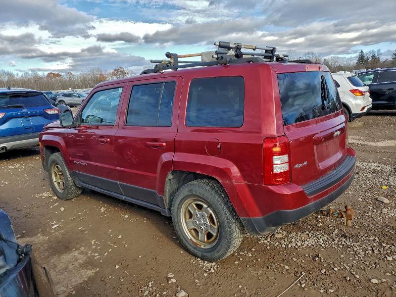 1C4NJRBBXHD143113 - 2017 JEEP PATRIOT SPORT 红色 照片 2