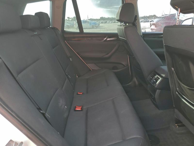 5UXWX9C39H0W79275 - 2017 BMW X3 XDRIVE28I WHITE photo 11