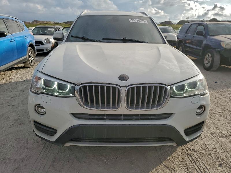 5UXWX9C39H0W79275 - 2017 BMW X3 XDRIVE28I WHITE photo 5