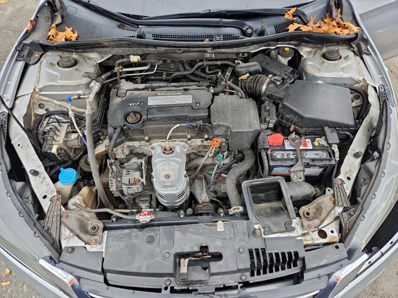 1HGCR2F30DA129096 - 2013 HONDA ACCORD LX 银色 照片 11