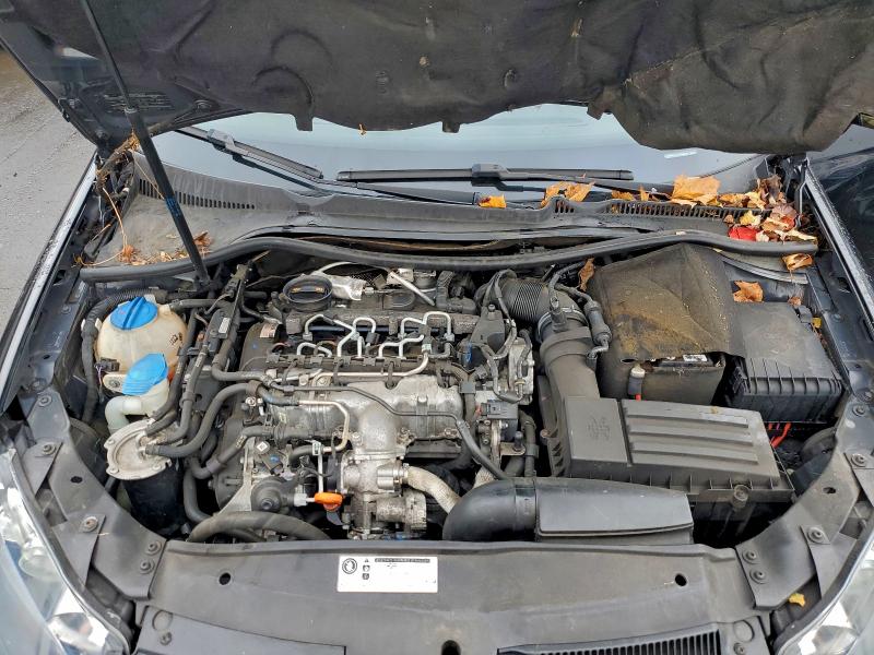 3VWPL7AJXBM677429 - 2011 VOLKSWAGEN JETTA TDI BLACK photo 11