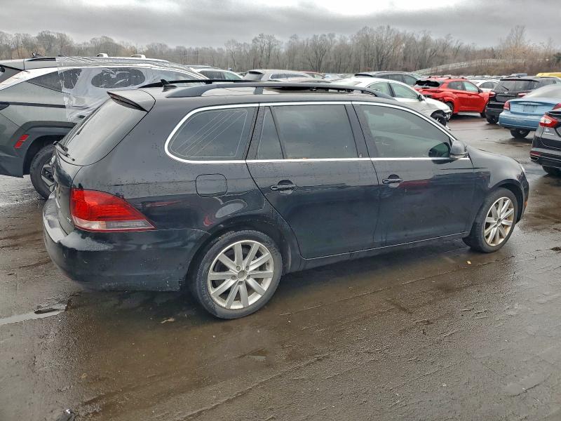 3VWPL7AJXBM677429 - 2011 VOLKSWAGEN JETTA TDI BLACK photo 3